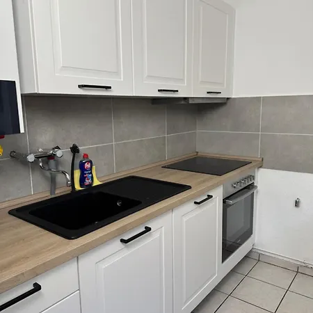 Zentral & Stilvoll Wohnen Lägenhet